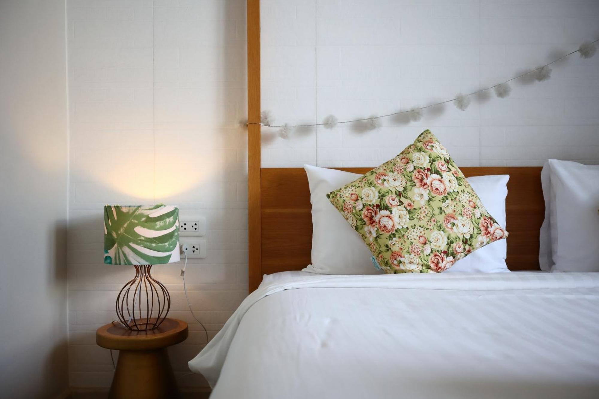 Poshtel Haven Bed & Breakfast Чиангмай Екстериор снимка