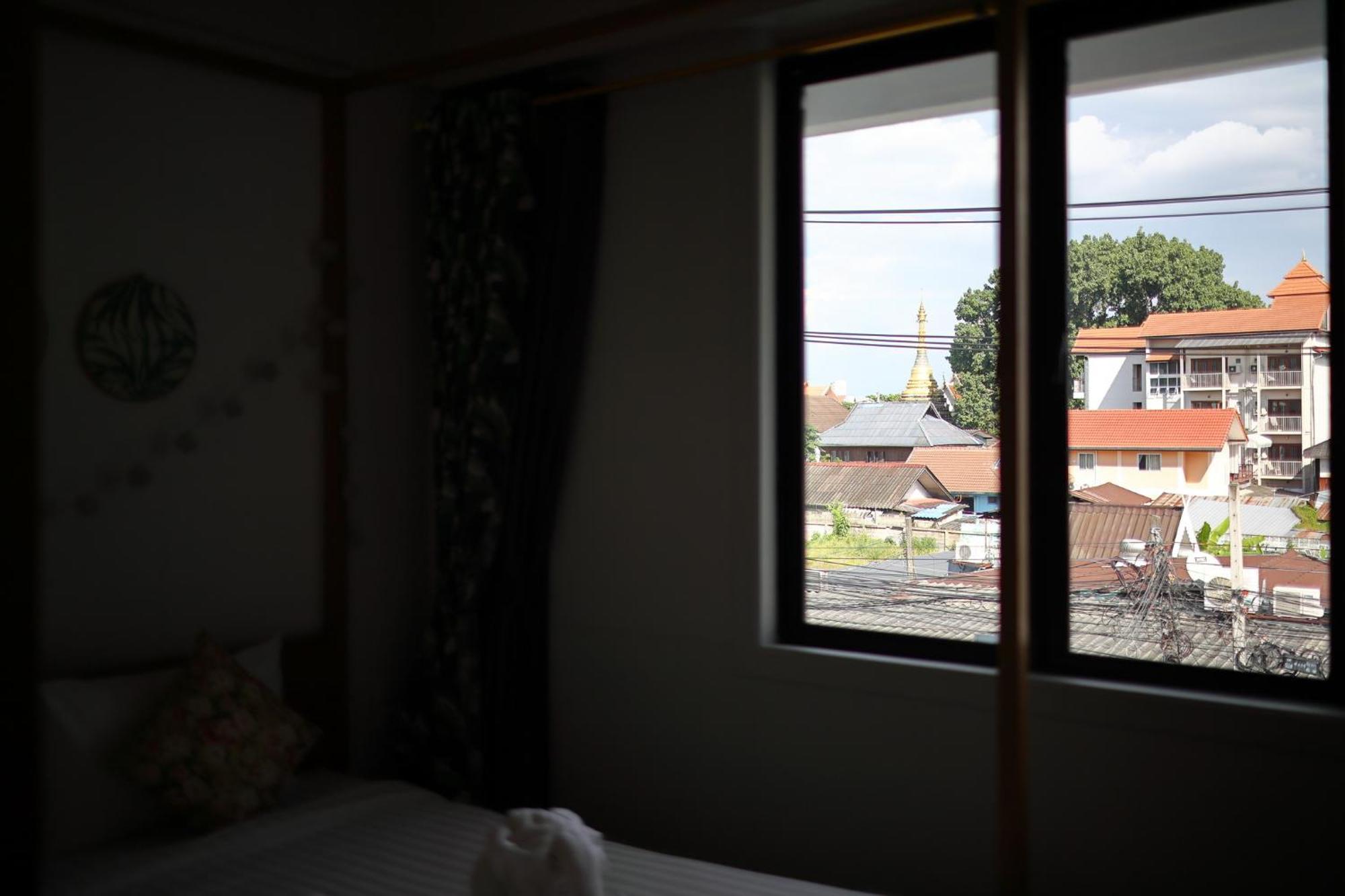 Poshtel Haven Bed & Breakfast Чиангмай Екстериор снимка